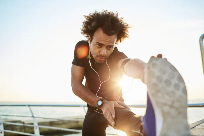 Fazer exercício duas vezes por semana ajuda a evitar 264 doenças