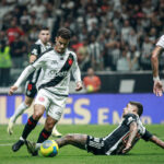 De olho na pré-Libertadores: Corinthians e Vasco duelam neste domingo