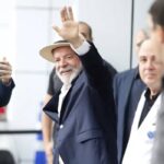 Após alta hospitalar, Lula diz que está tranquilo e vai se cuidar