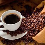 Café diminui riscos de males cardiovasculares e de diabetes, indica estudo