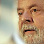 Lula está consciente e tranquilo após cirurgia de quase duas horas